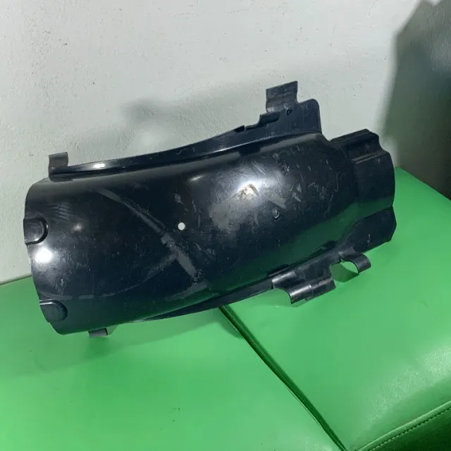 Paralama Inferior Traseiro SUZUKI Intruder 125 Ou Gn125 / Parabarro (Usado)