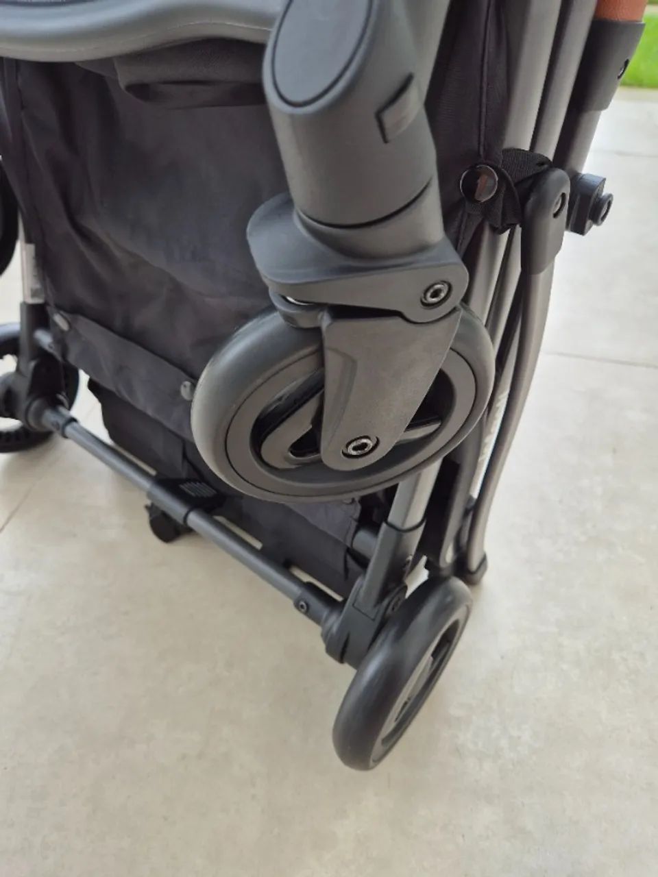 VENDO CARRINHO DE BEBE - Foto 4