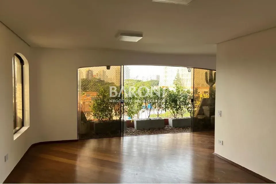 Baroni Imóveis, imobiliária em Moema, especializada em compra e venda de imóveis residenci