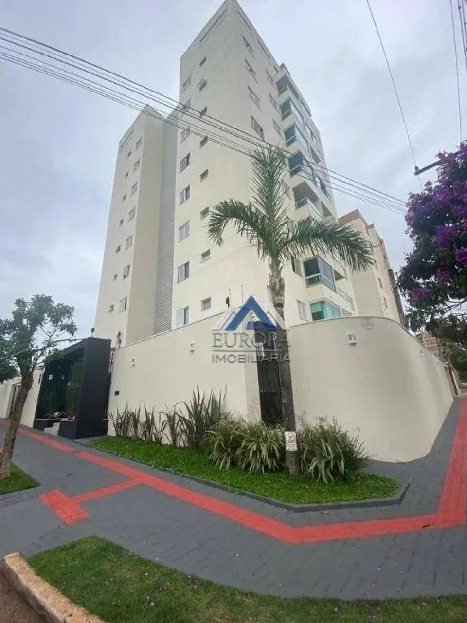 Apartamento com 3 dormitórios à venda, 75 m² por R$ 410.000,00 - Vitória - Londrina/PR