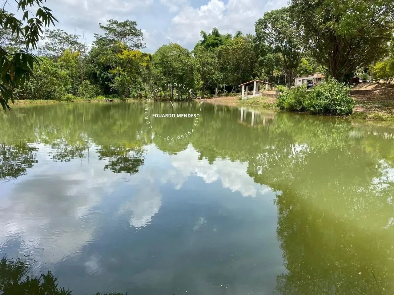Linda chácara com 17.74 hectares, rica em água, 500 metros da GO 474 Abadiânia - Foto 12