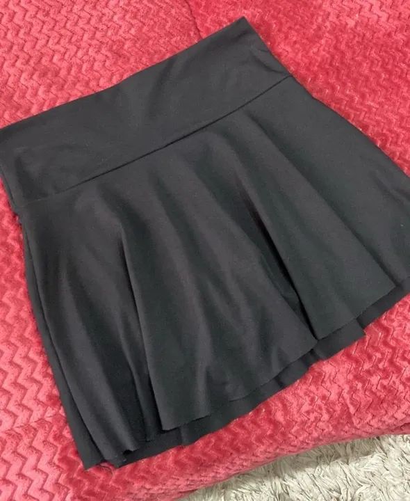 Saia shorts Preta 