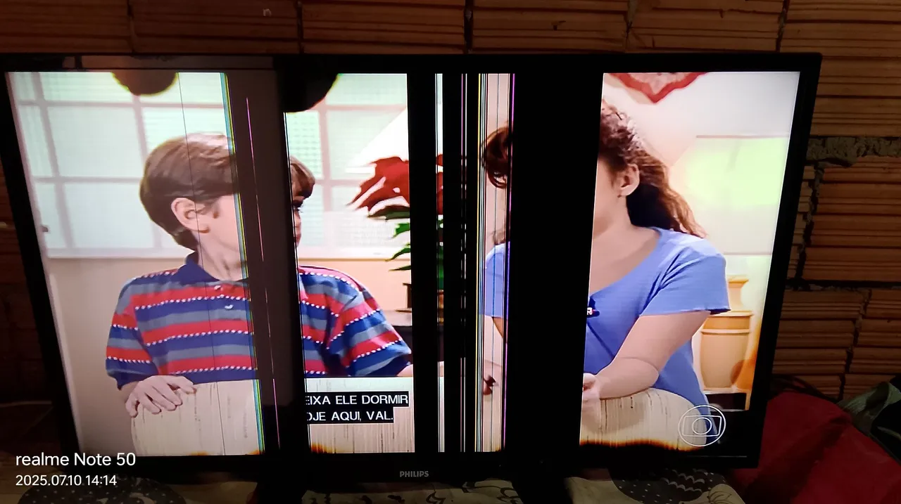 TV Philips com defeito na tela