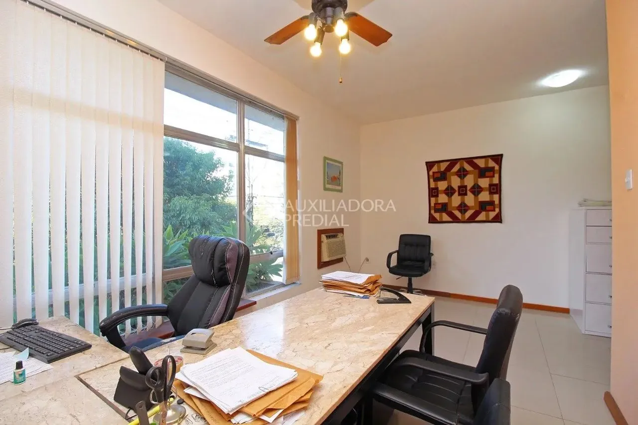 SALA COMERCIAL NA DOM PEDRO II. 55m2 DE ÁREA PRIVATIVA. EXCELENTE LOCALIZAÇÃO.