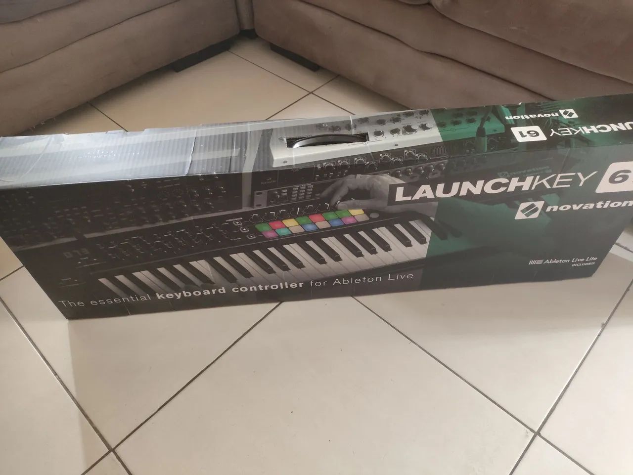 NOVATION LAUNCHKEY 61 MK2 - Instrumentos musicais - Vila Bremen