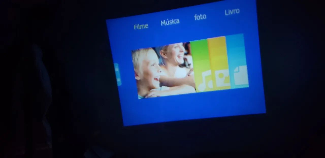 Projetor Portátil para Filmes e Apresentações - Foto 3