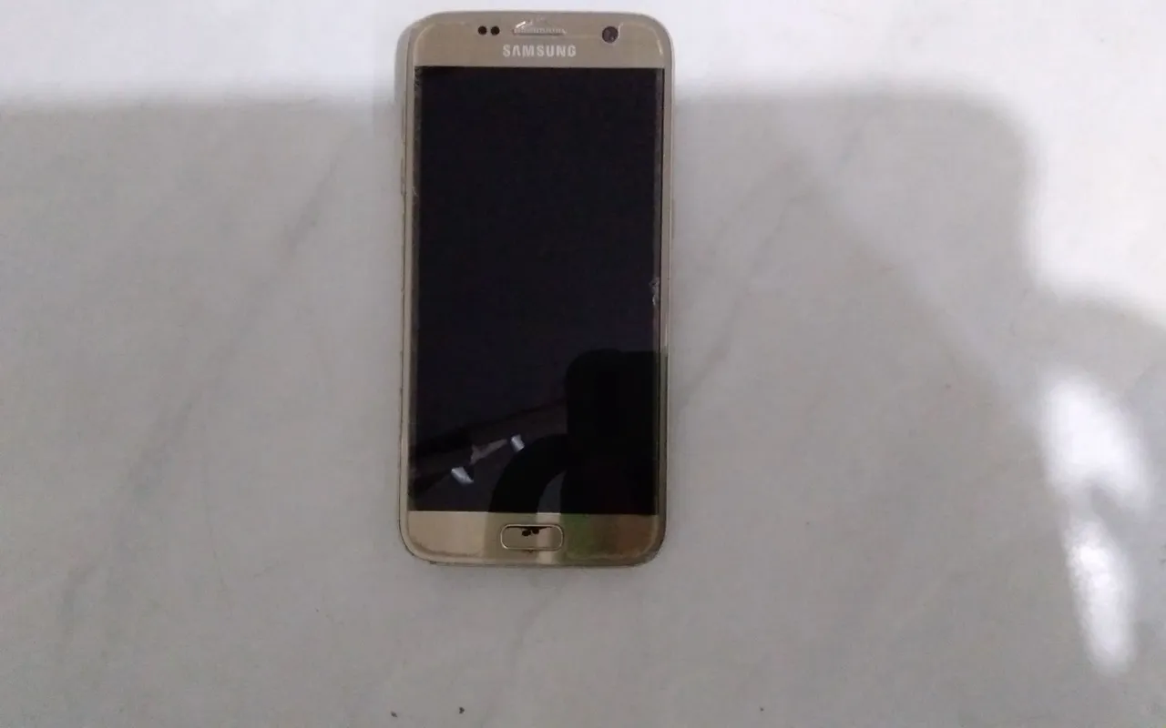 Samsung Galaxy S7 EDGE Retirar peças
