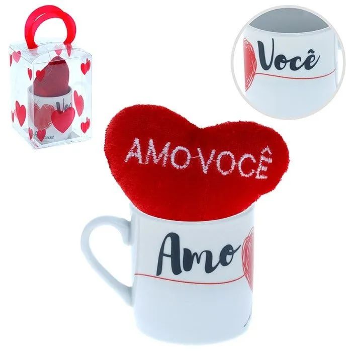 Mini Caneca de Cerâmica com Coração de Pelúcia escrito Amo Você