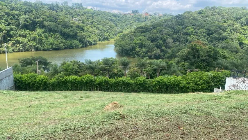 Terreno condomínio fechado alto padrão Mairiporã - represa