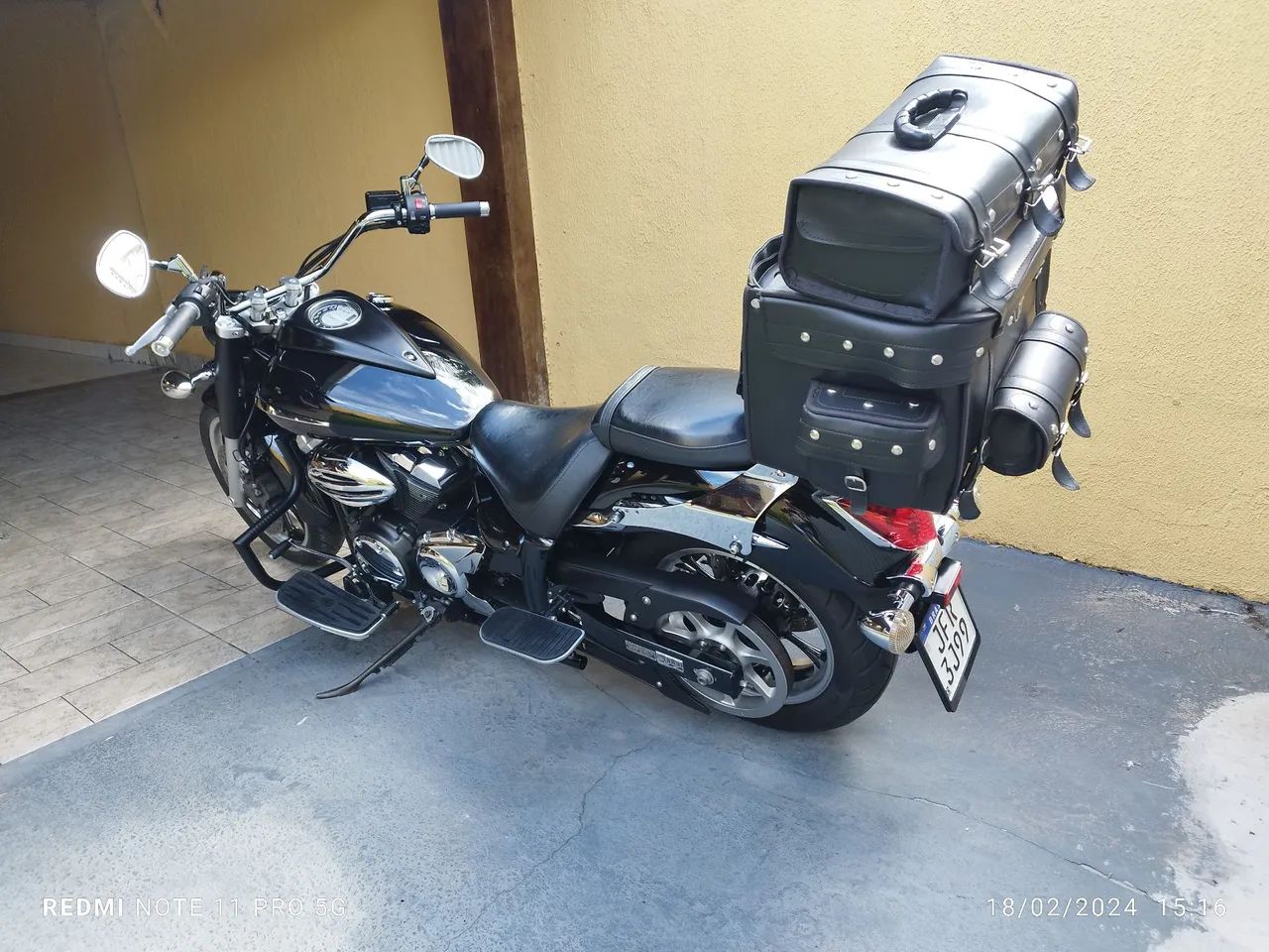 Moto Custom - Yamaha - Impecável