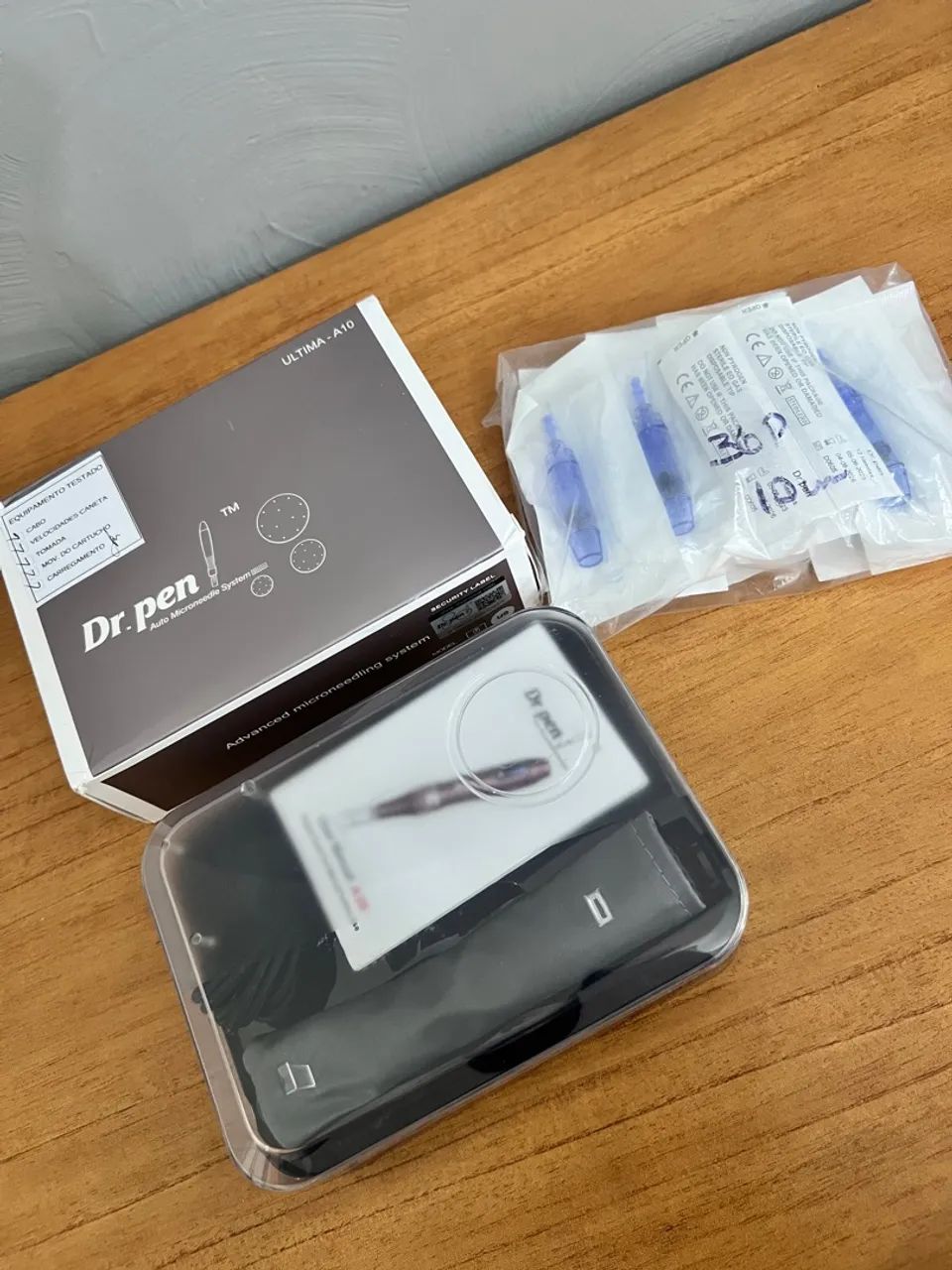 Dr.pen Ultima A10 - Dermo Roller Microagulhamento com 12 cartuchos - Foto 4