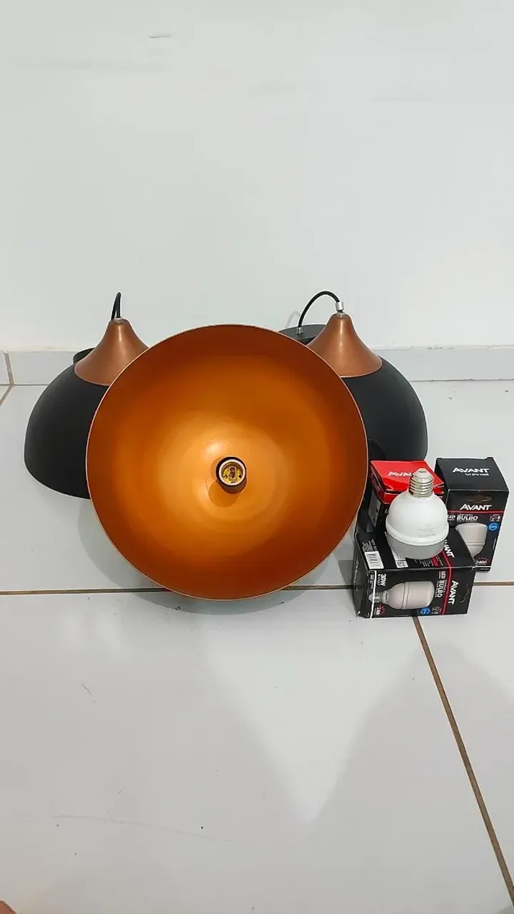 Kit com 3 Lustres + Brinde 3 Lâmpadas LED 30W
