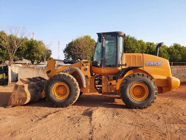 Pá carregadeira case 821E ano 2016 - Foto 4