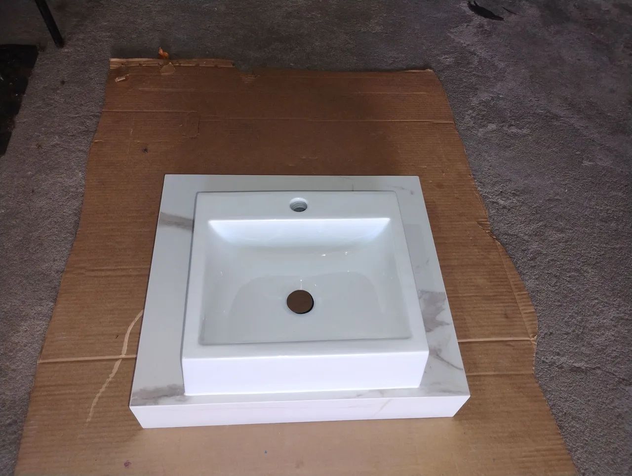 Pia Porcelanato 50x45  - Foto 6