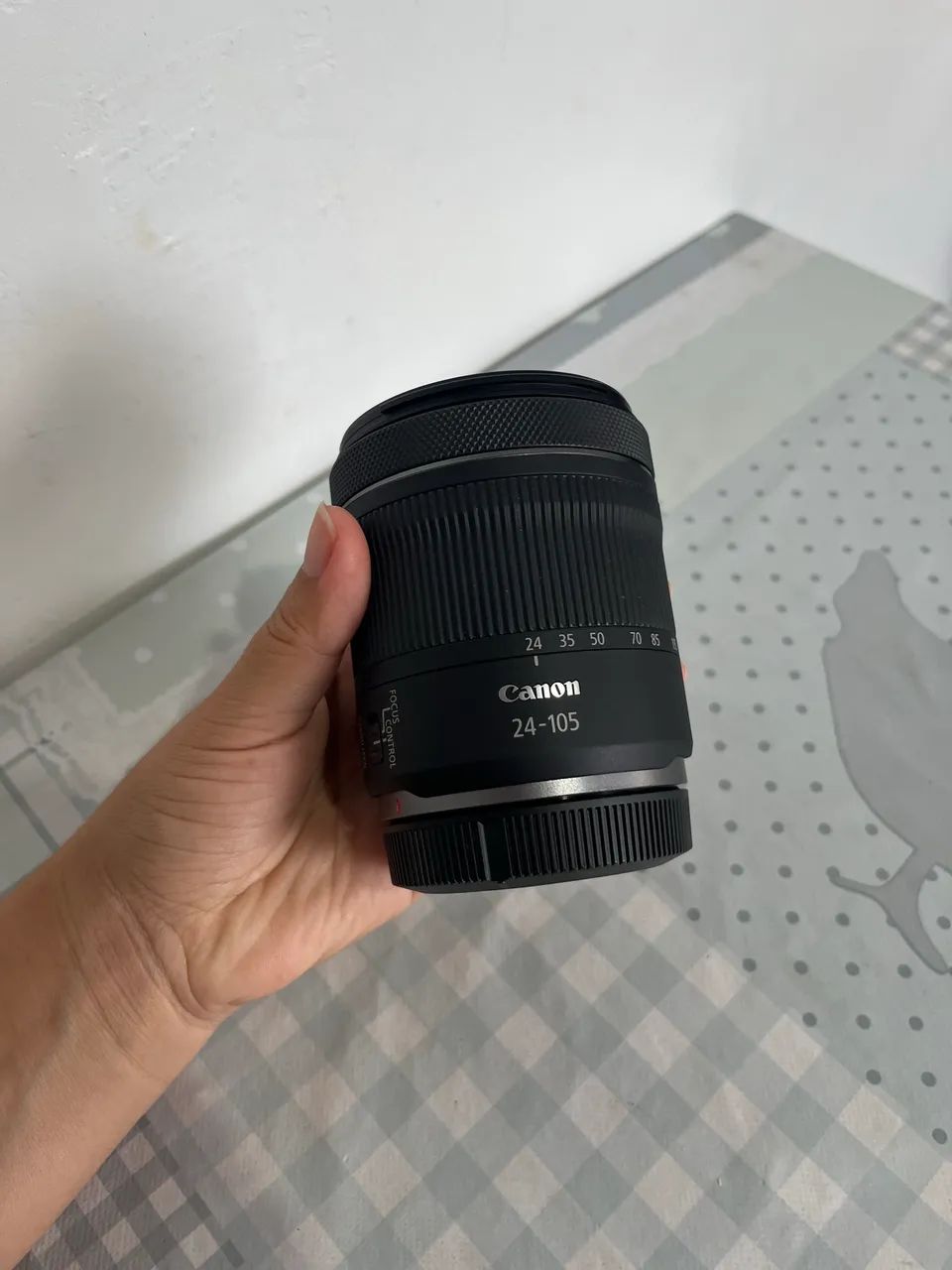 Lente canon RF 24-105