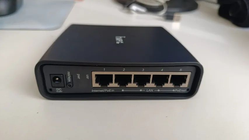 Mikrotik hAP RB952ui - Foto 5