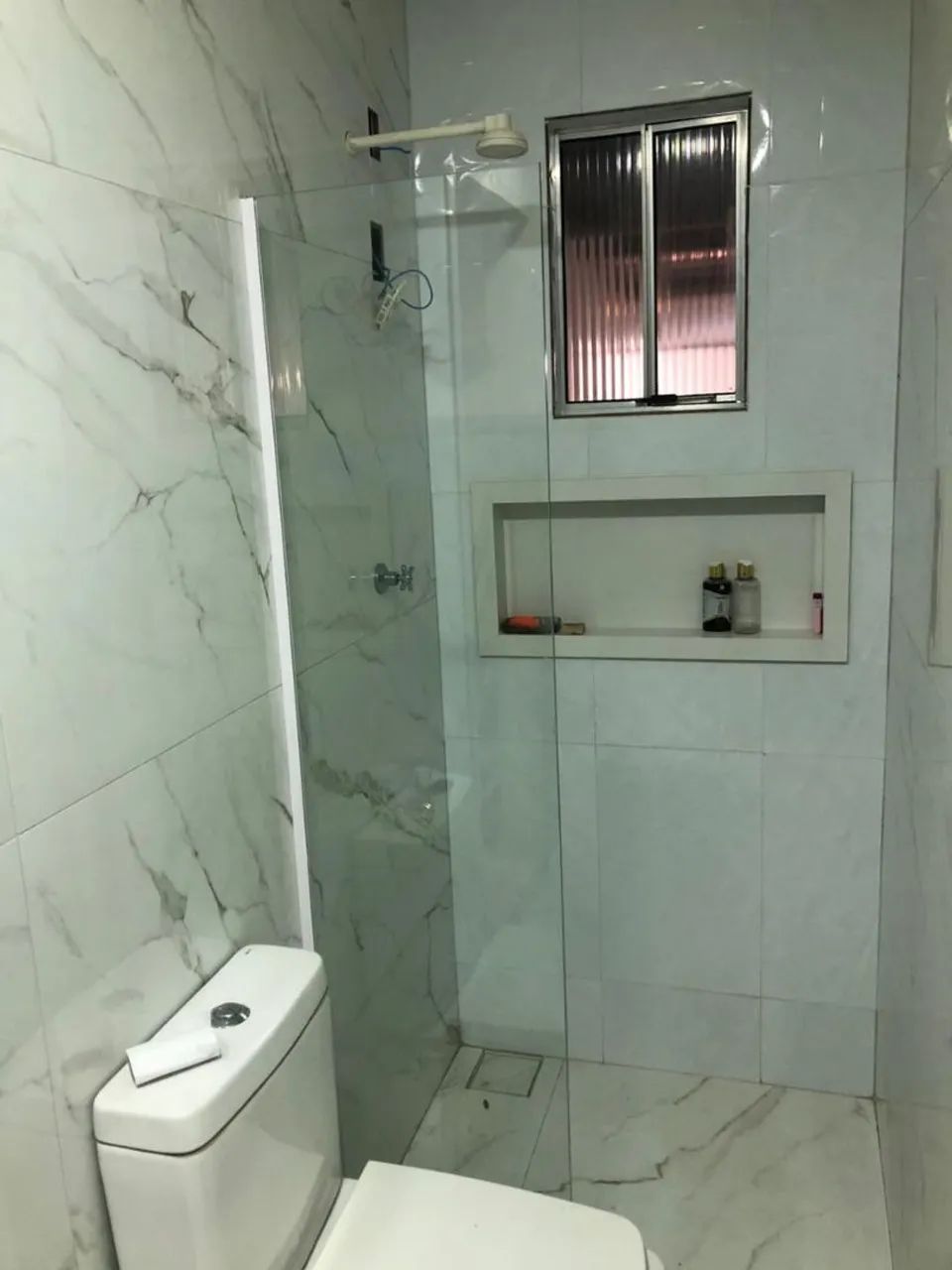 Montagem de Box e Porta de vidro  - Foto 2