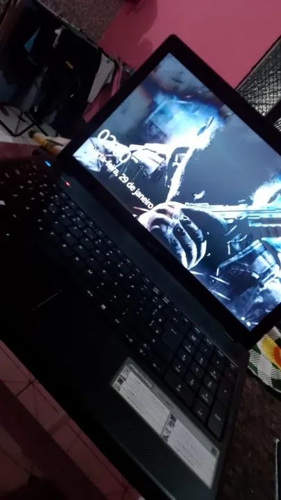 Acer I5 4gbm RAM SSD 256 GB