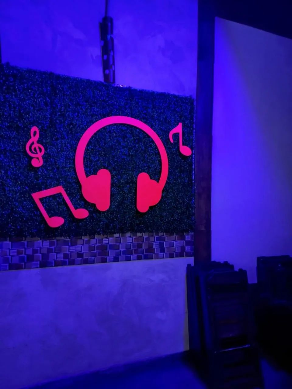 Fone de ouvido e Notas Musicais  Decoração  - Foto 5