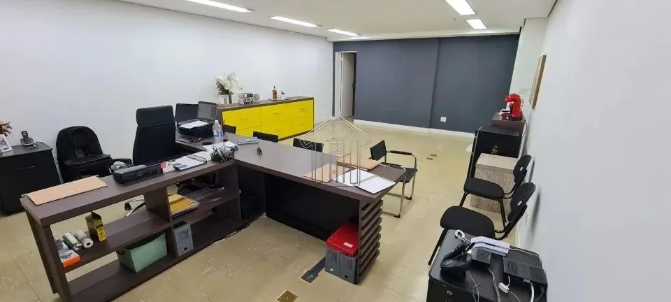 Sala Comercial em Condomínio para Venda no Centro, 55 metros - Mobiliada