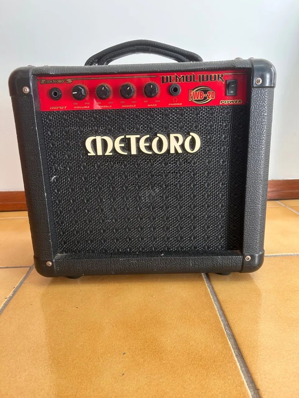Amplificador Meteoro Demolidor Fwb-20