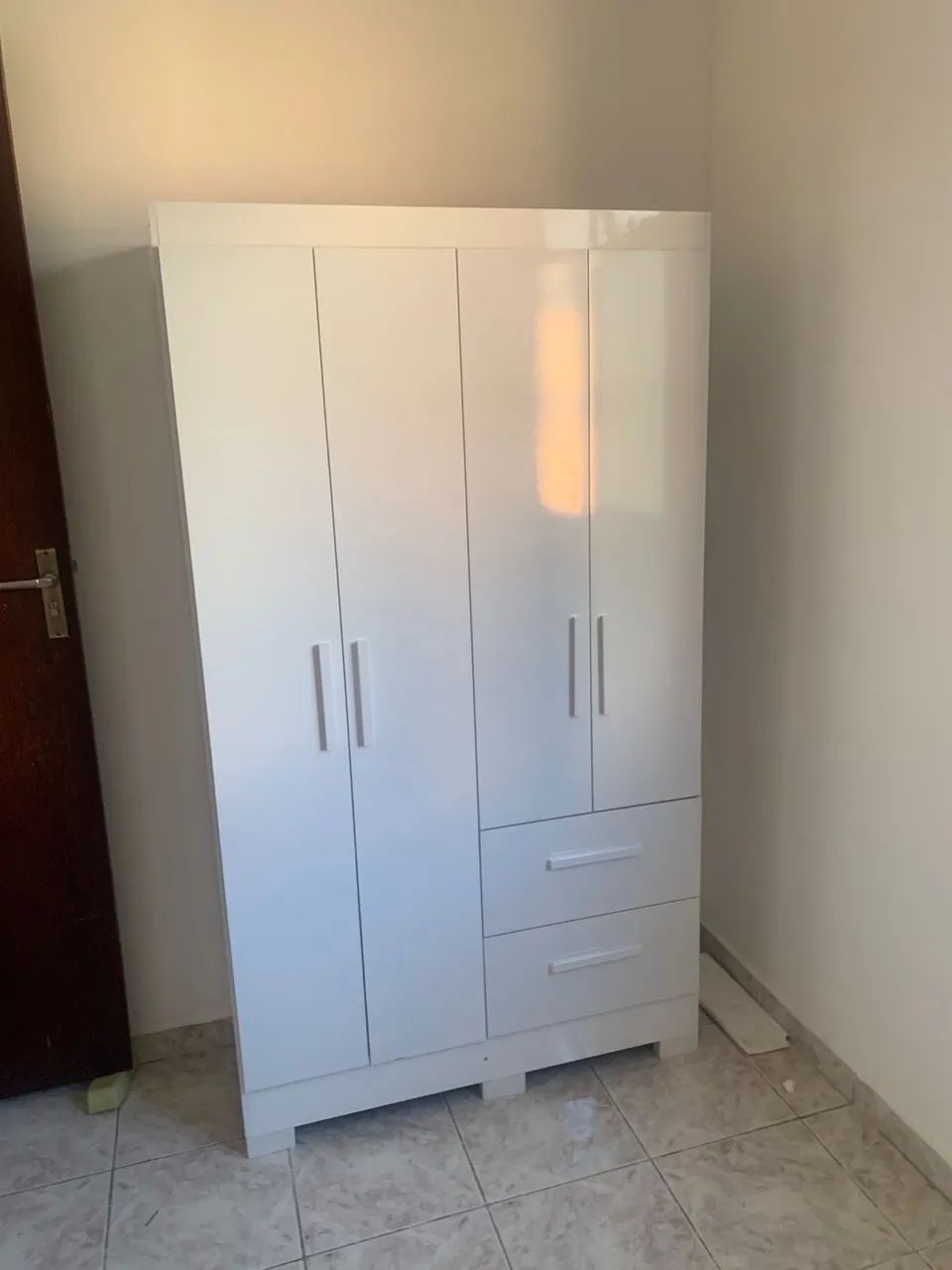 Guarda roupa 4 portas 