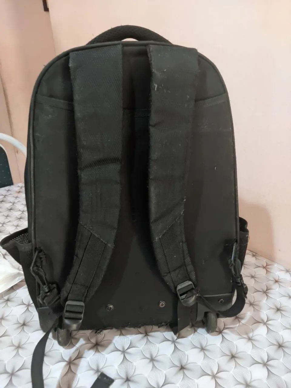 Mochila Preta para o Dia a Dia - Foto 2