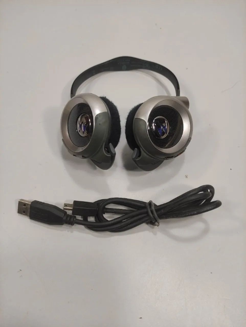 Fone Ouvido S/fio Bluetooth Motorola Ht820 Raro Funciona 2tx