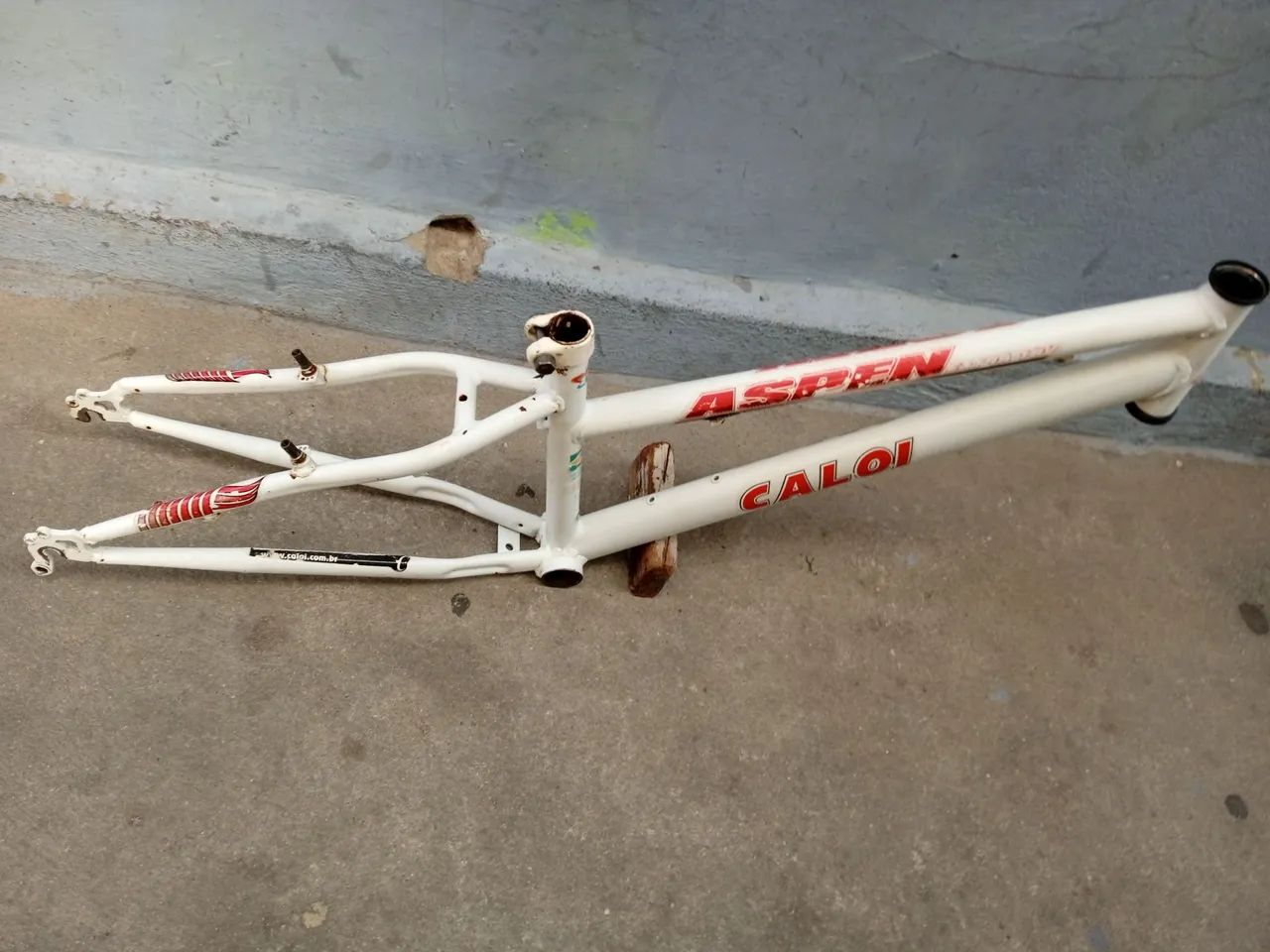 Quadro  ARO 24 Caloi Aspen