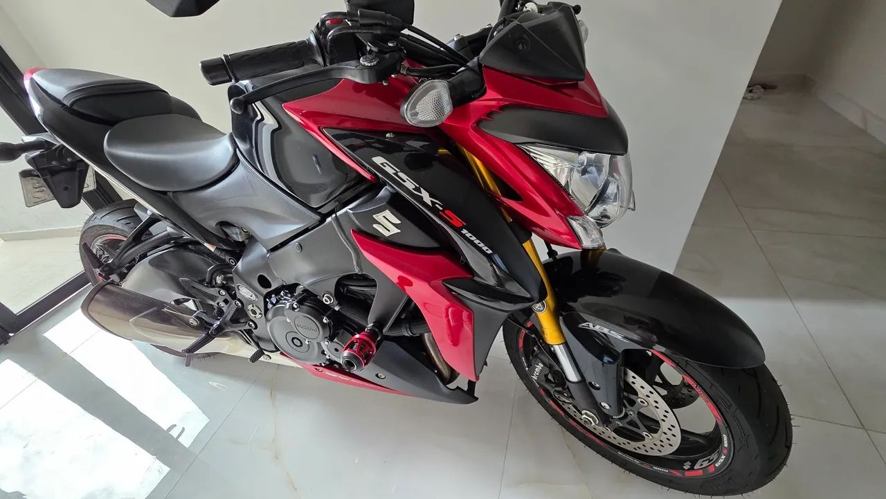 GSX 1000 2020 - 8.300KM RODADOS