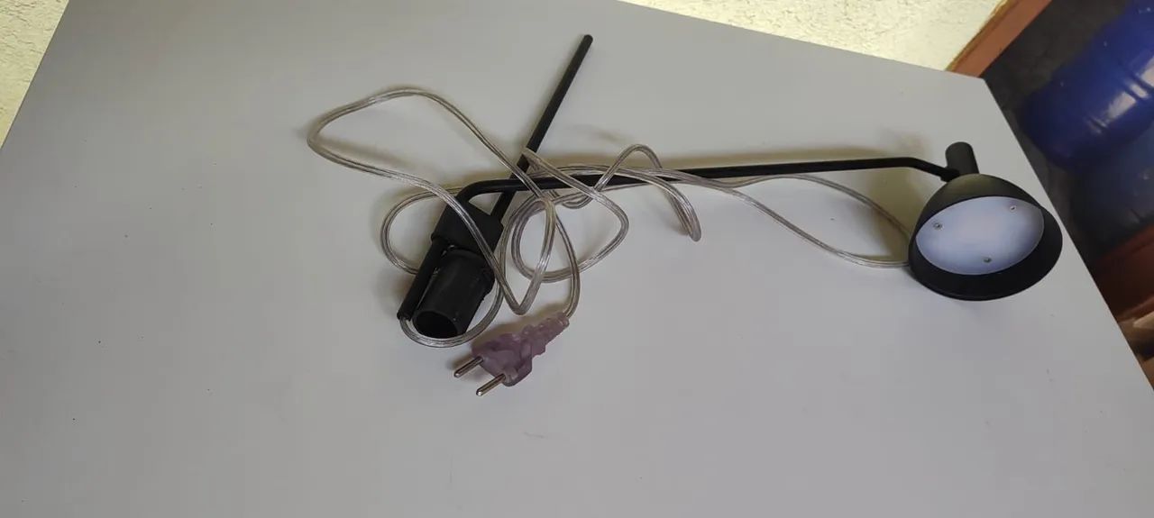 Luminária de Mesa para Escritório - Foto 2