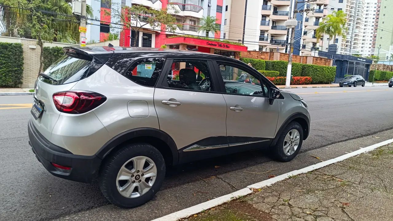 Captur 1.6 life automático 2020 p Uber Black - Foto 8