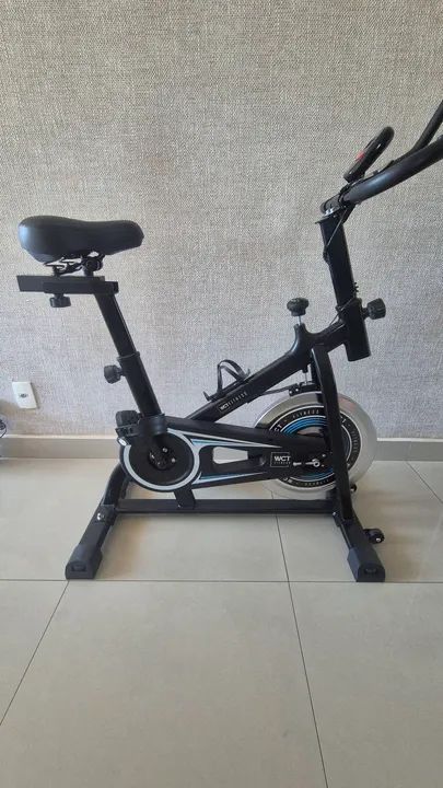 Bicicleta Ergométrica - WCT Fitness 6kg