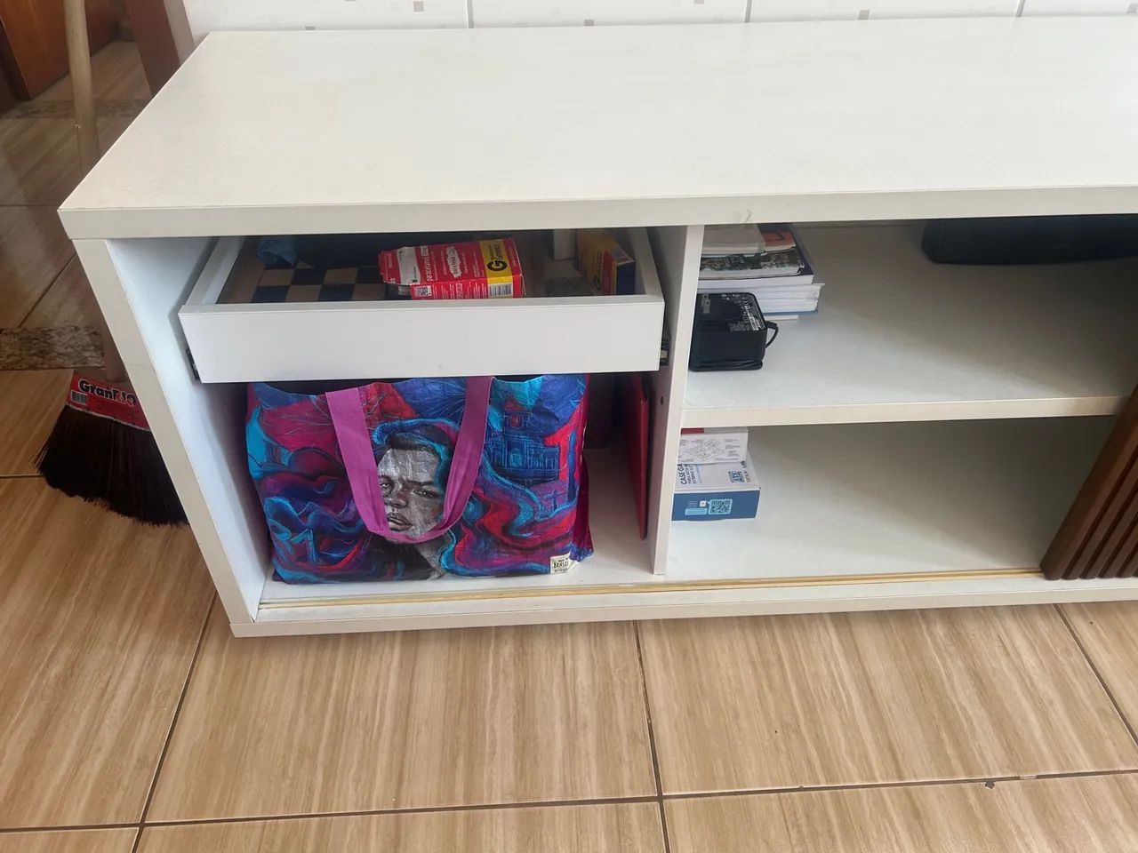 Rack para sala com portas de correr - Foto 2