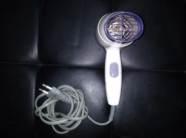 Secador de Cabelo Philips SalonDry Compact 1400W PERFEITO Estado! - Foto 4