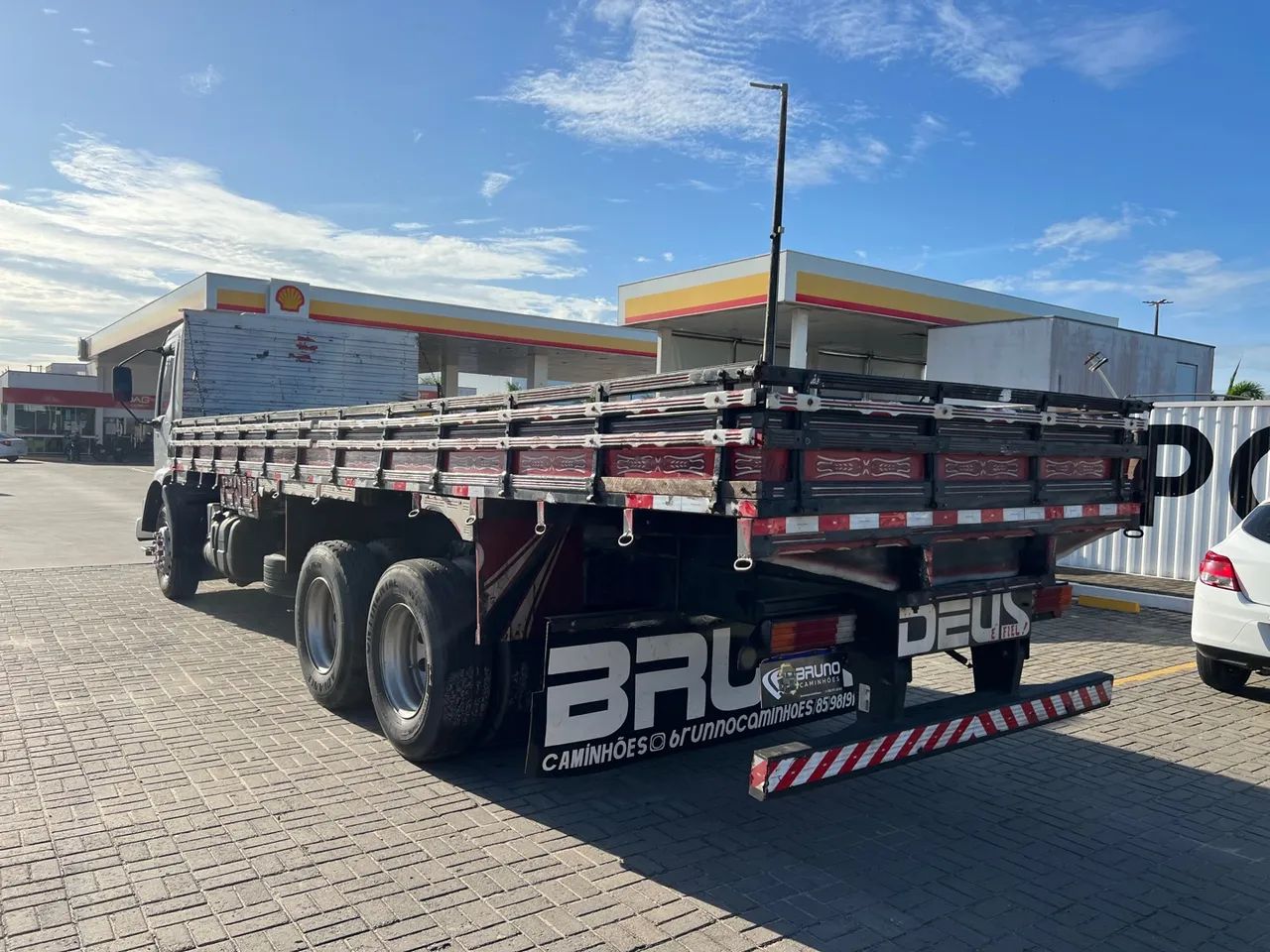 CAMINHÃO VOLVO VM 210 / ANO (2004)  - Foto 2