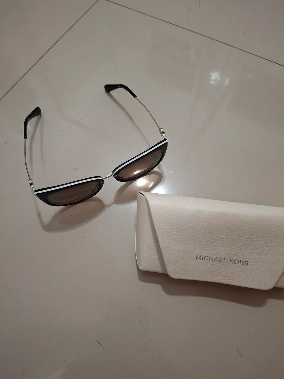 Óculos de Sol Michael Kors - Foto 2