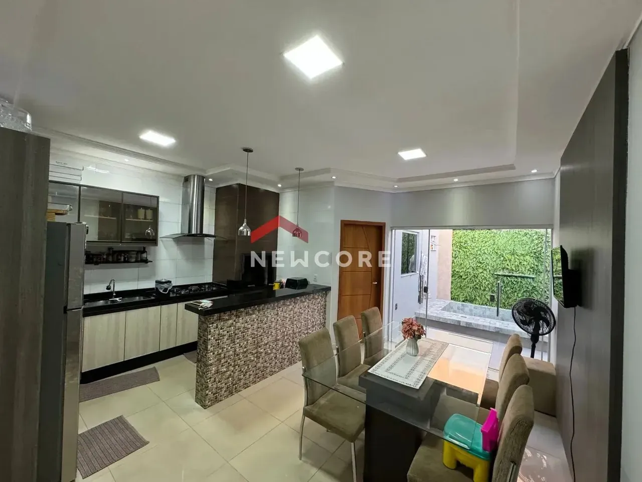 Casa de condomínio em Alameda das Rosas - Vila Aurora - Rondonópolis/MT