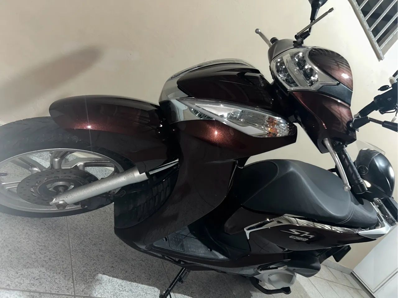 VENDO HONDA SH 300i IMPECÁVEL - RARIDADE MAIS COMPLETA DA CATEGORIA