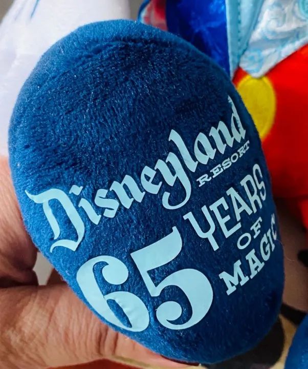 ORIGINAL DISNEY PARKS Boneco Mickey Mouse 65 Anos Disney  - Foto 3