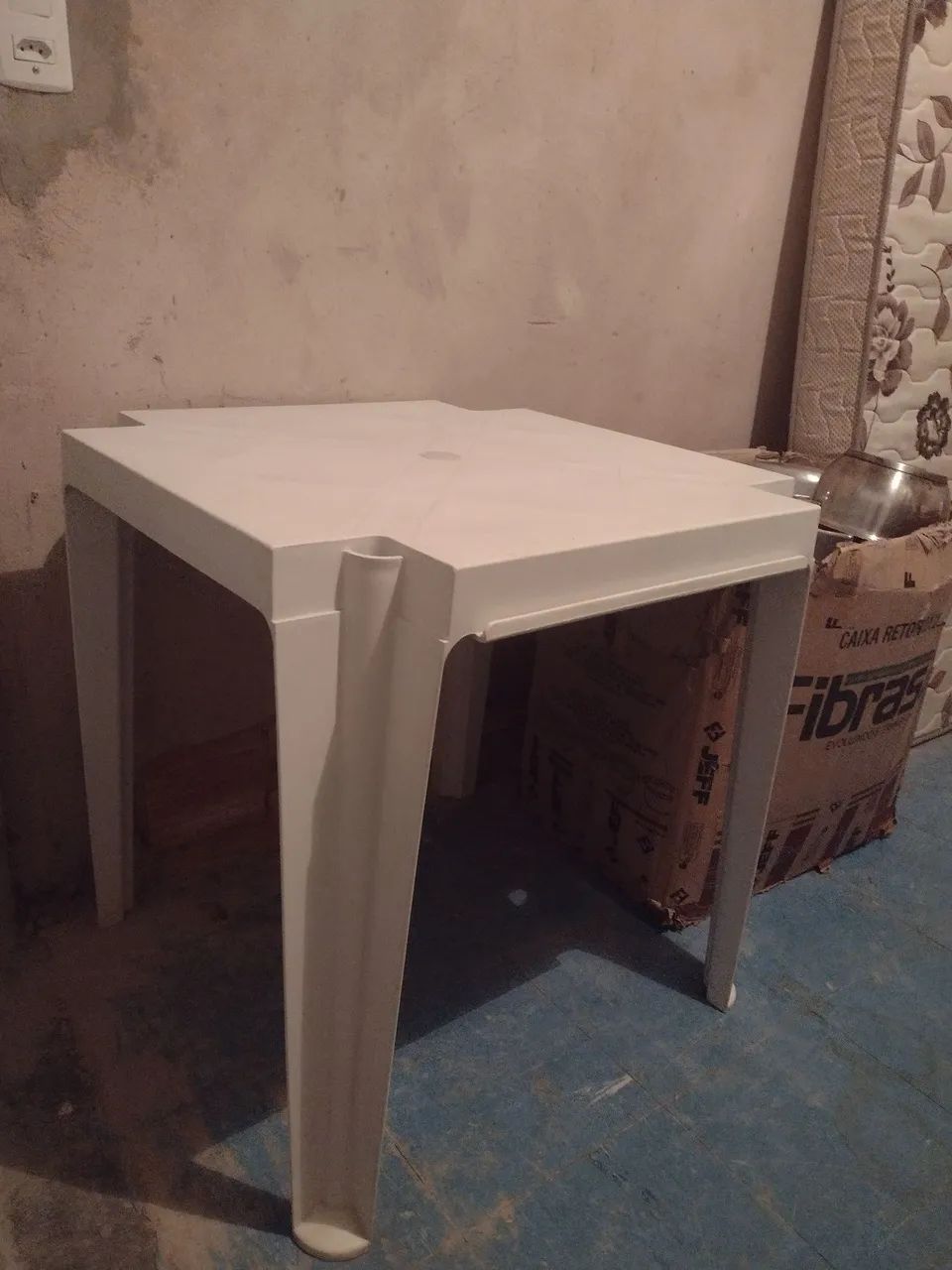 Mesa e outros 64308482845827121