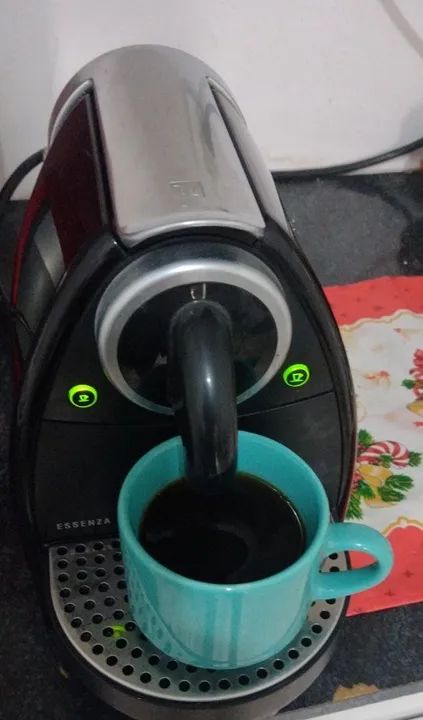 Maquina Nespresso Essenza