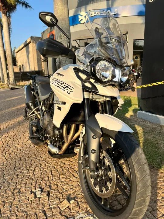 Triumph Tinger XR c/ 10 mil km