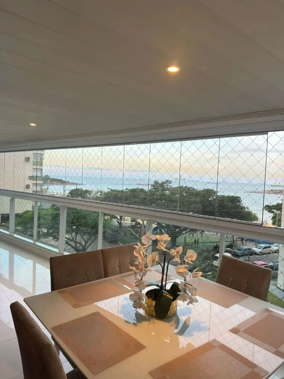 Imóvel para venda possui 150 metros quadrados com 3 quartos em Praia da Costa - Vila Velha