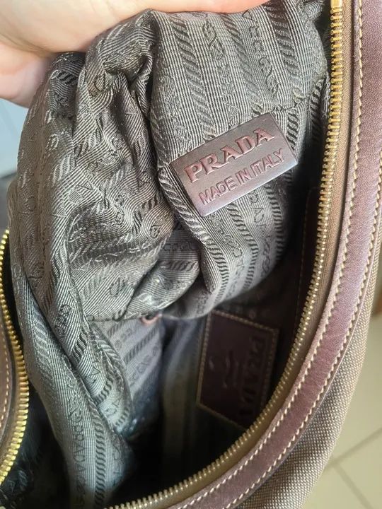 Bolsa Hobo Prada Jacquard Logo Marrom - Foto 3