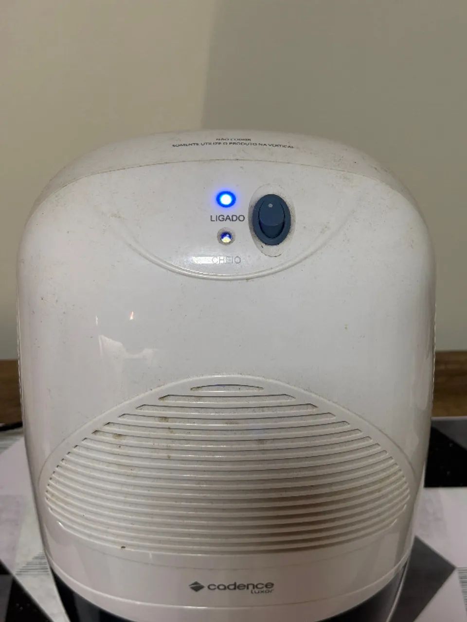 Desumidificador Elétrico Cadence Luxor Branco 110v/220v (2 LITROS) - Foto 2