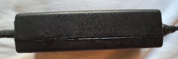 Fonte para monitor samsung, 12 volts x 3 amperes, pino agulha de 8 mm - Foto 4