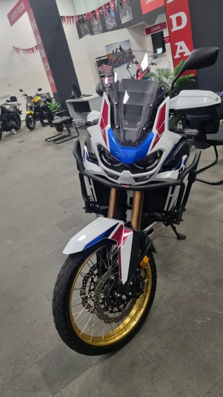 Africa Twin Adv Sports DCT - Apenas 6.000Km