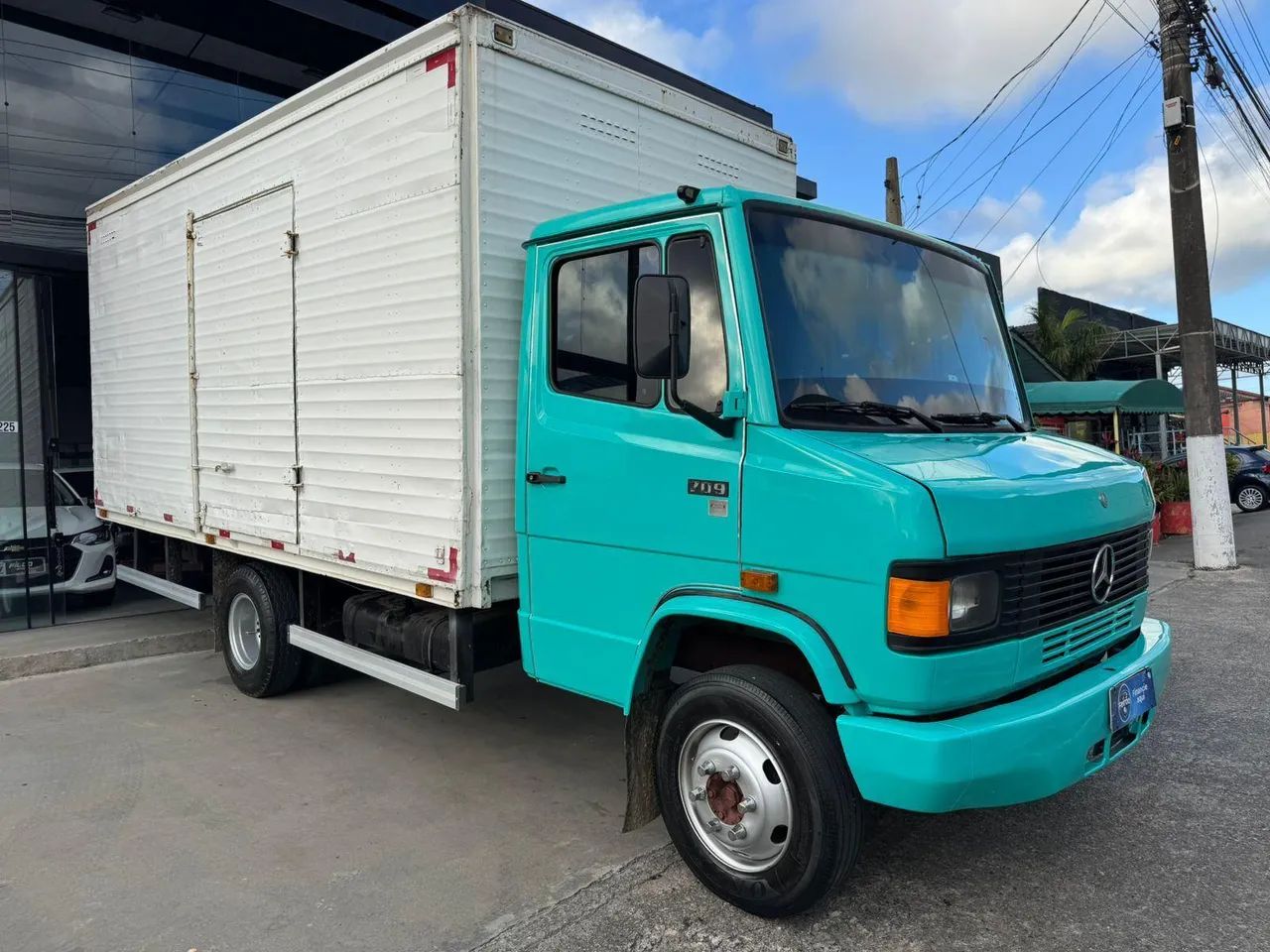 MB 709 com Baú 1994 - Foto 4