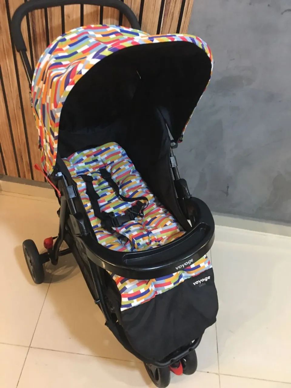 Carrinho de bebê colorido - Foto 2